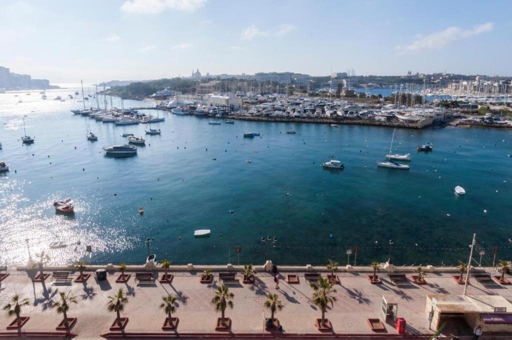 Valletta View Apartments By St Hotels Gzira Екстериор снимка