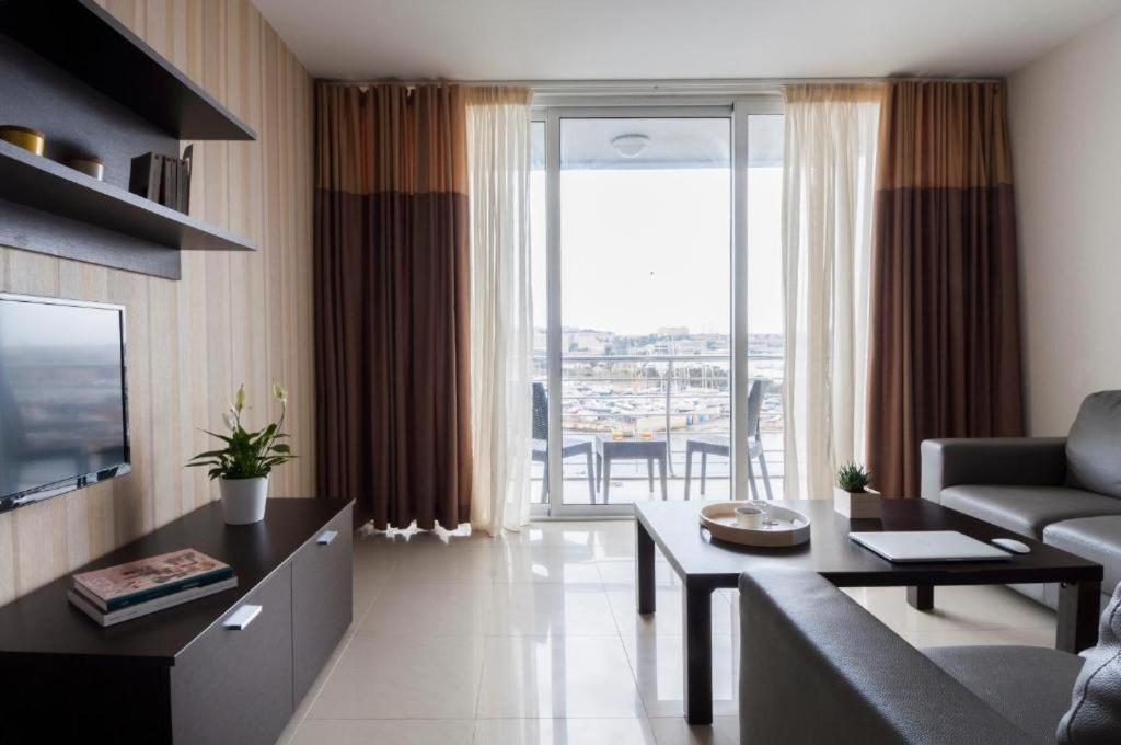Valletta View Apartments By St Hotels Gzira Екстериор снимка