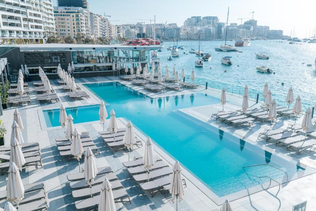 Valletta View Apartments By St Hotels Gzira Екстериор снимка